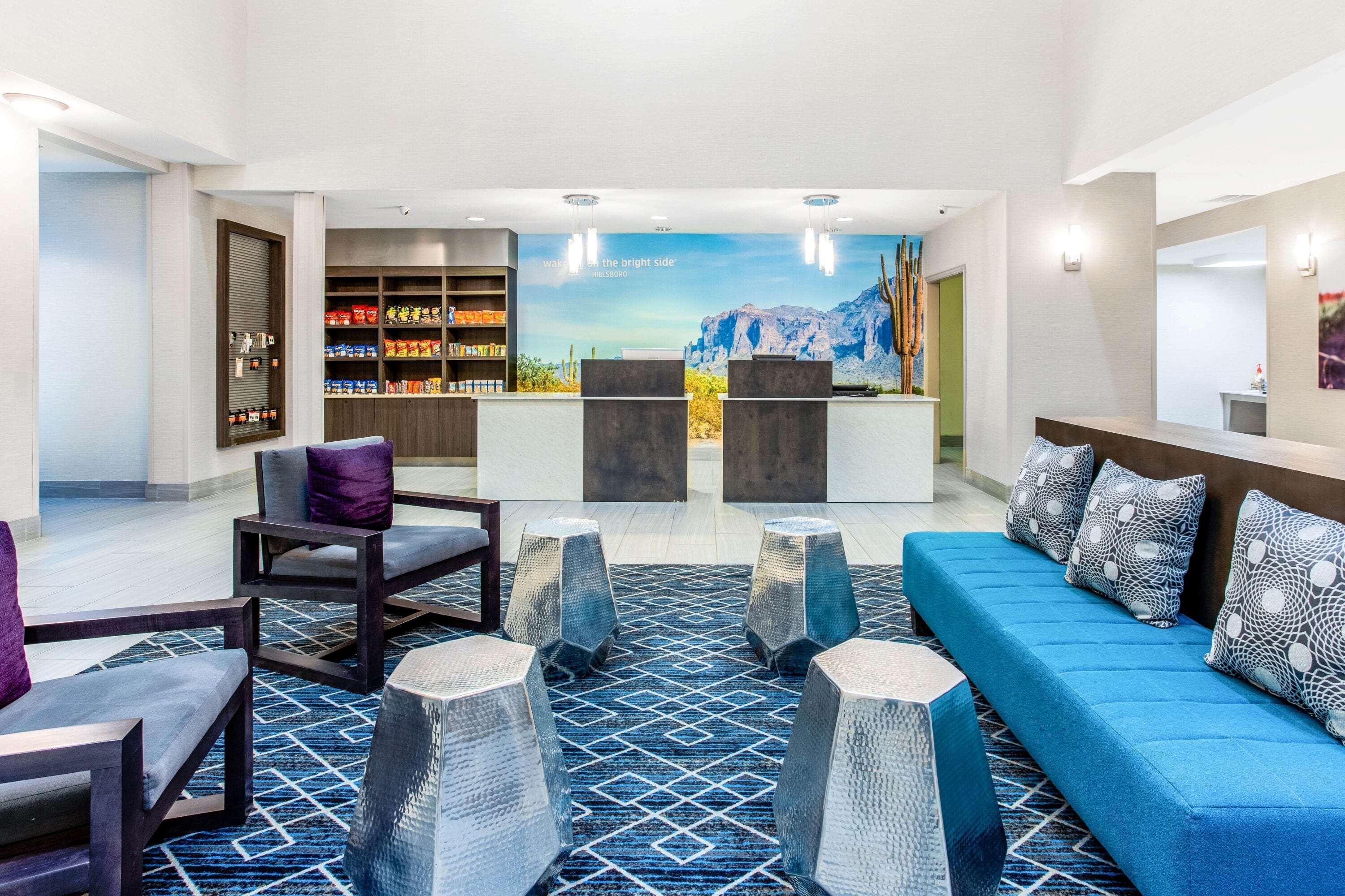 La Quinta By Wyndham Hillsboro Hotel Exterior photo